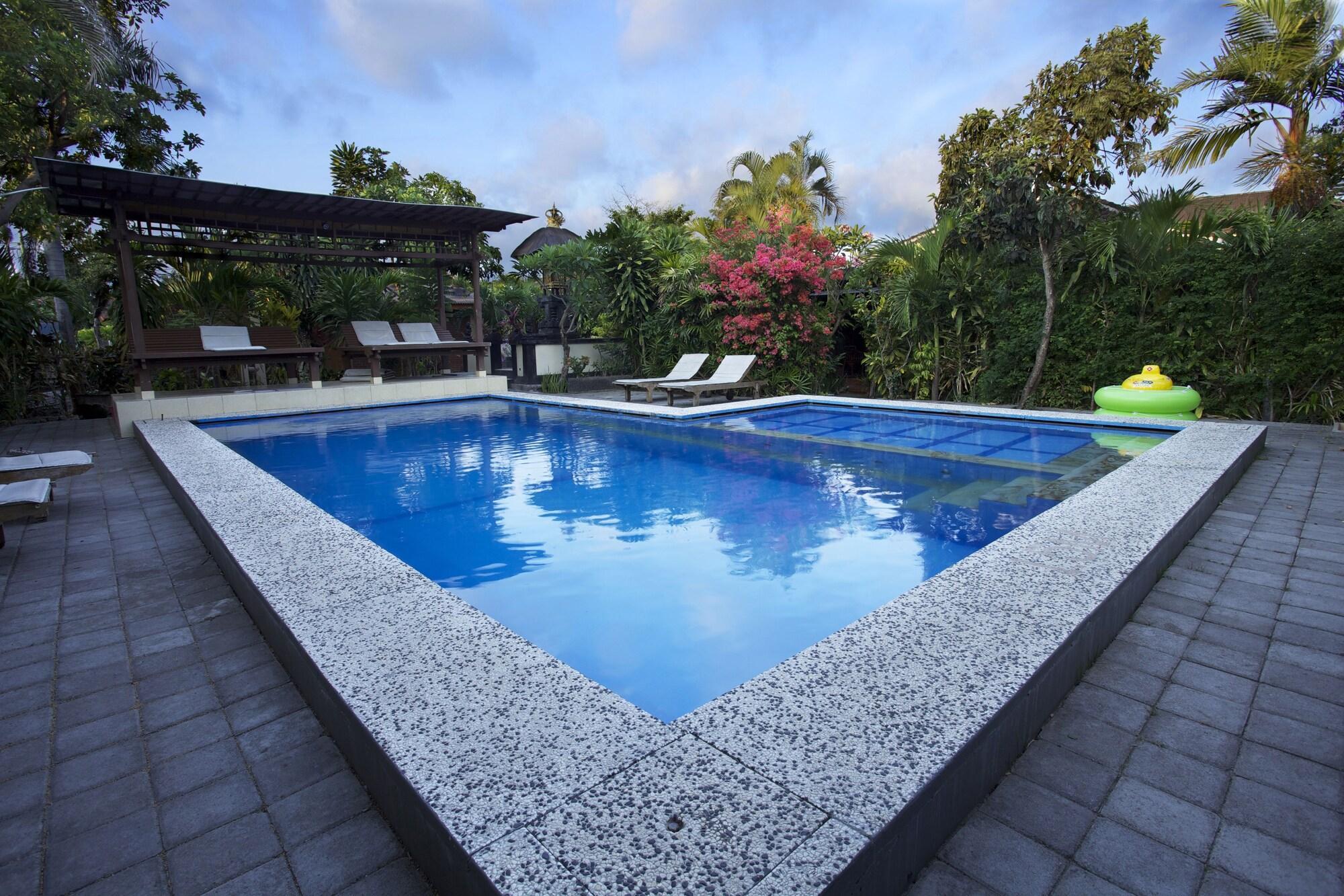 Ayu Lili Garden Hotel Kuta Kuta Lombok Exterior foto